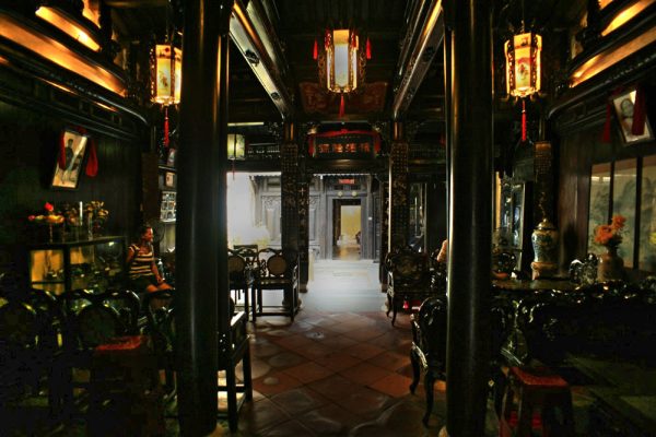 Phố cổ Hội An - Đà Nẵng: Lịch trình chi tiết tất tần tật dành cho du khách 9 Nha co tan ky hoi an an tuong nha co hon 200 nam tuoi 02 1617415912